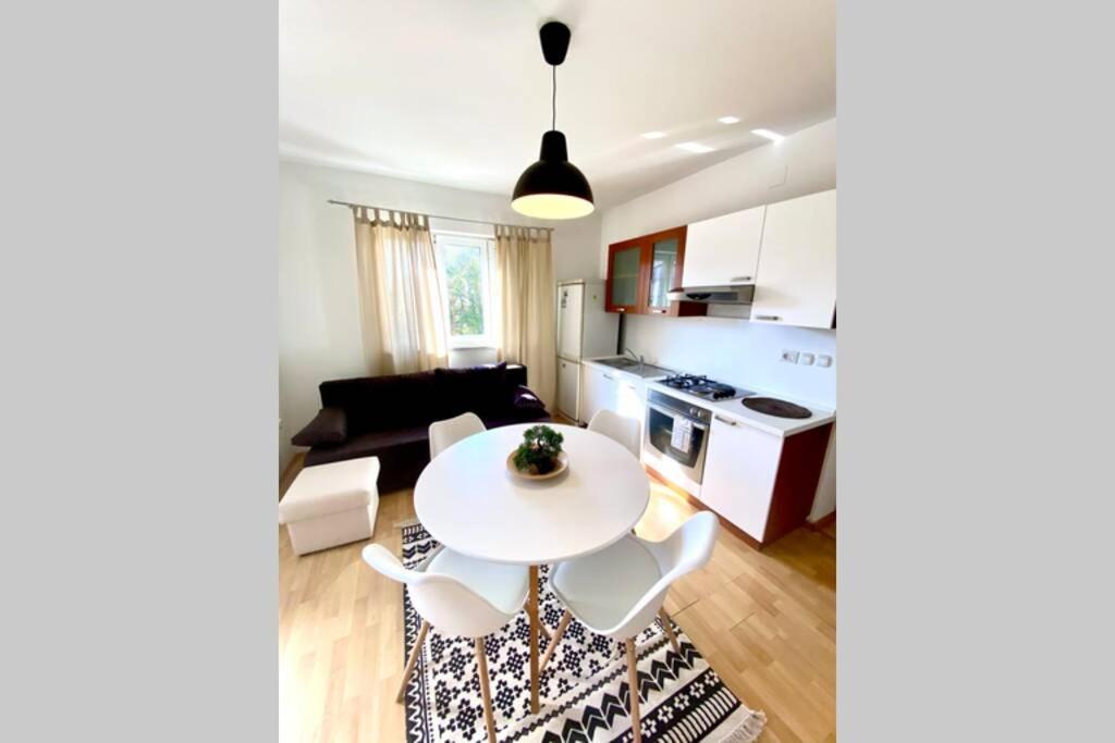 Cozy Apartment Umag Exterior foto
